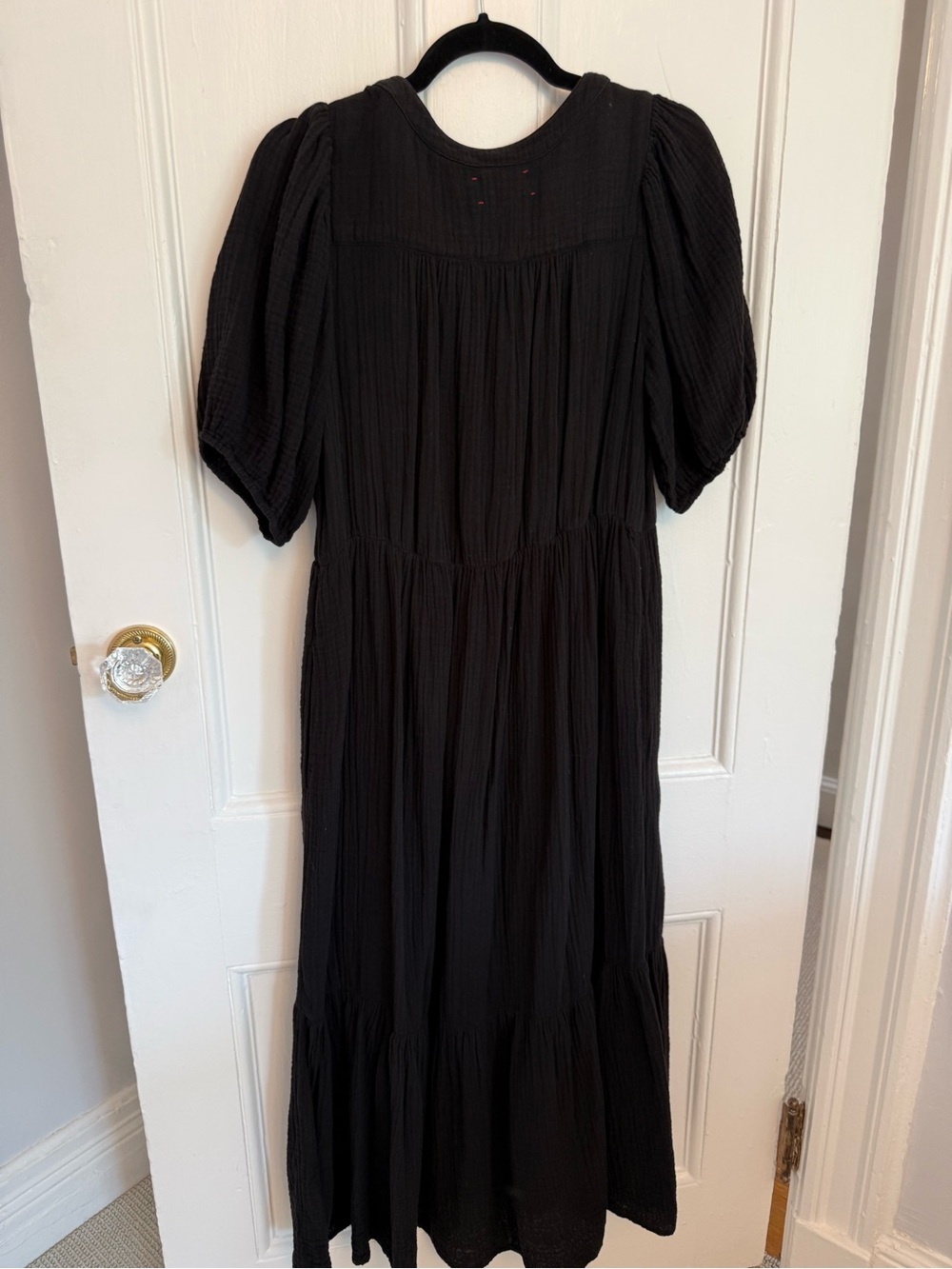 XiRENA Black Button-Front Maxi Dress with Puff Sleeves - Picture 5 of 5